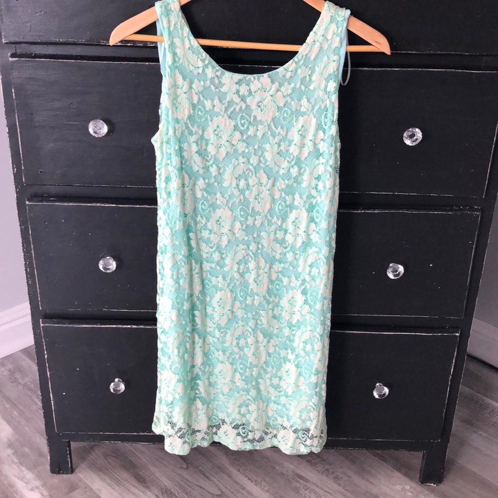 Mint green size small lace shift dress